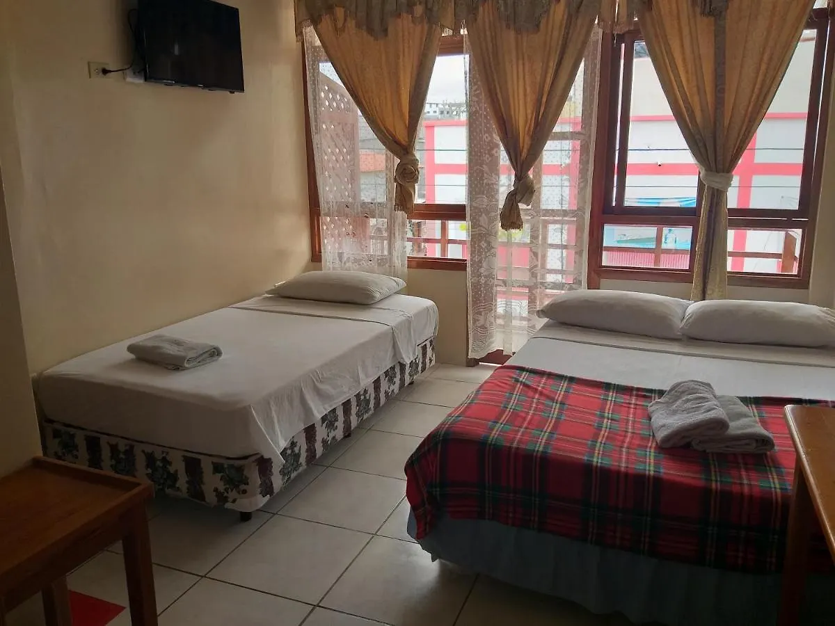 Hostal Miconia Puerto Ayora